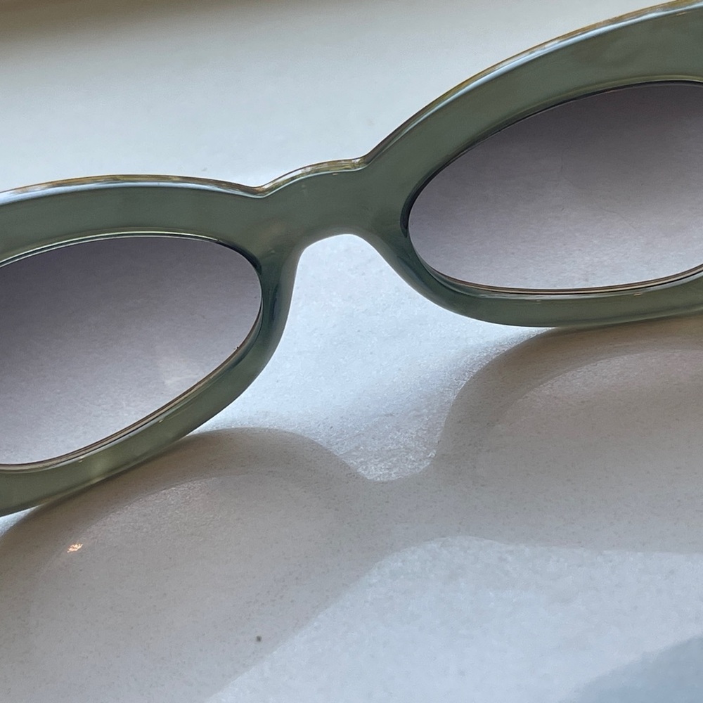 Marc Jacobs Vintage Retro Oval Cat Eye Sunglasses - Picture 15 of 16